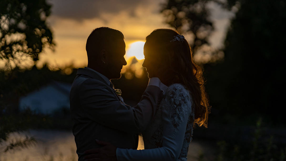 Foto-Tobi,Foto Tobi,Hochzeitsfotograf,Brautpaar,Fotograf,Havelschloss,Havelschloss Zehdenick